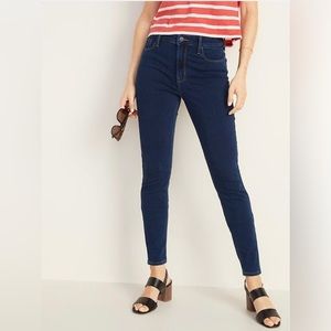 Old Navy Rockstar Super Skinny High Rise 24/7 Sculpt Jeggings